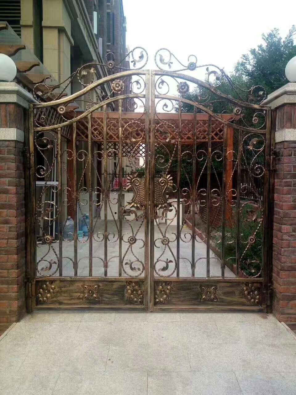 天津濱海新區中塘鎮鐵藝護欄-中式庭院圍欄現貨安裝